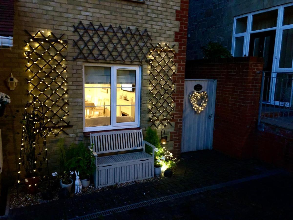 Chestnut Cottage, Shanklin Rural Retreat ภายนอก รูปภาพ